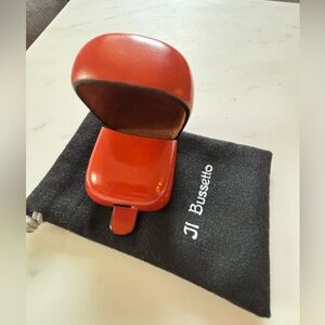 Il bussetto earbuds case (for first generation AirPods), leather